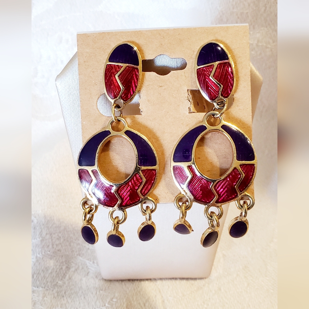 Vintage Berebi Enamel Clip Earrings - Picture 2 of 3
